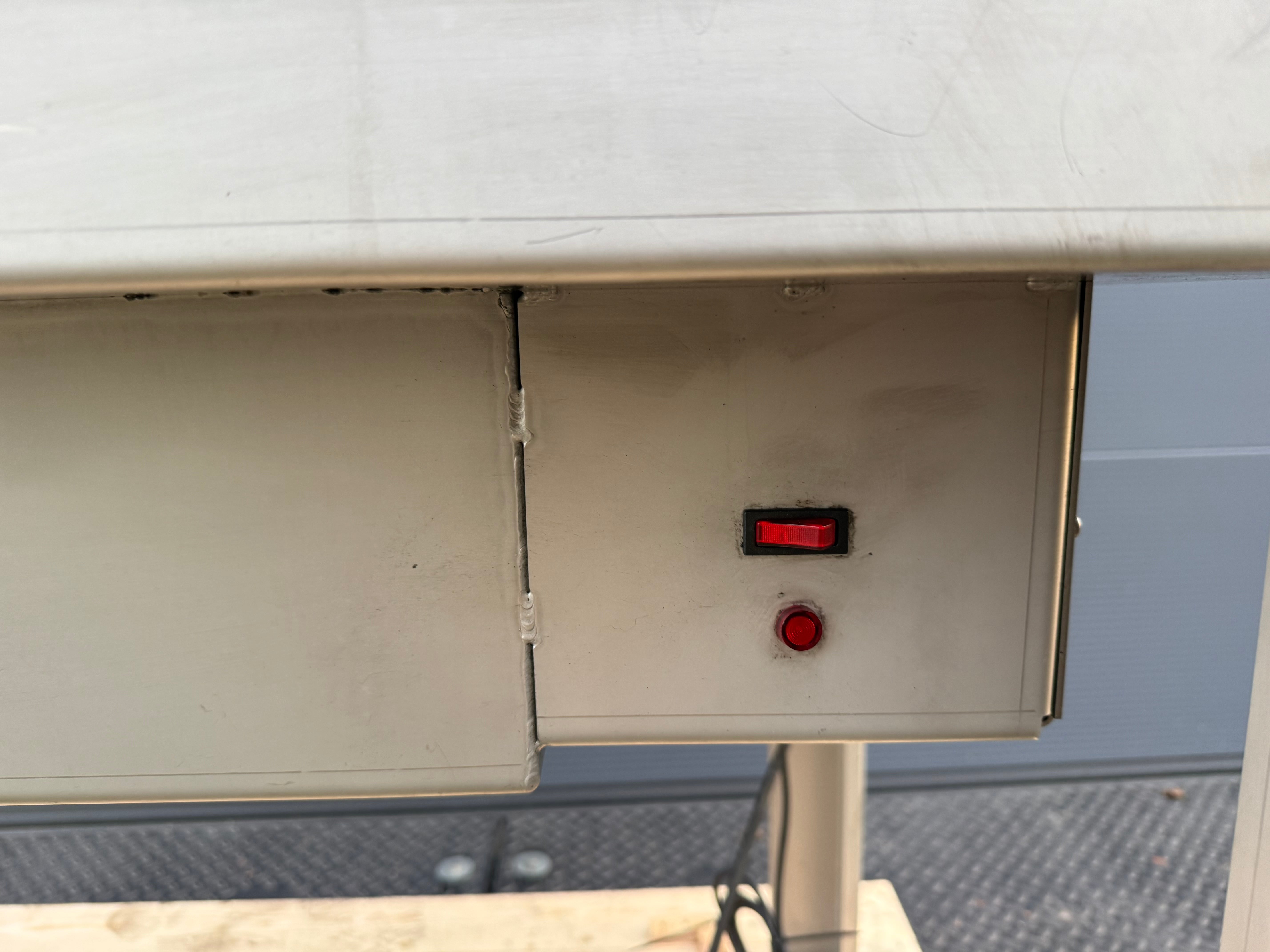 LABOREX 1240 Cleaningtable (NOS)