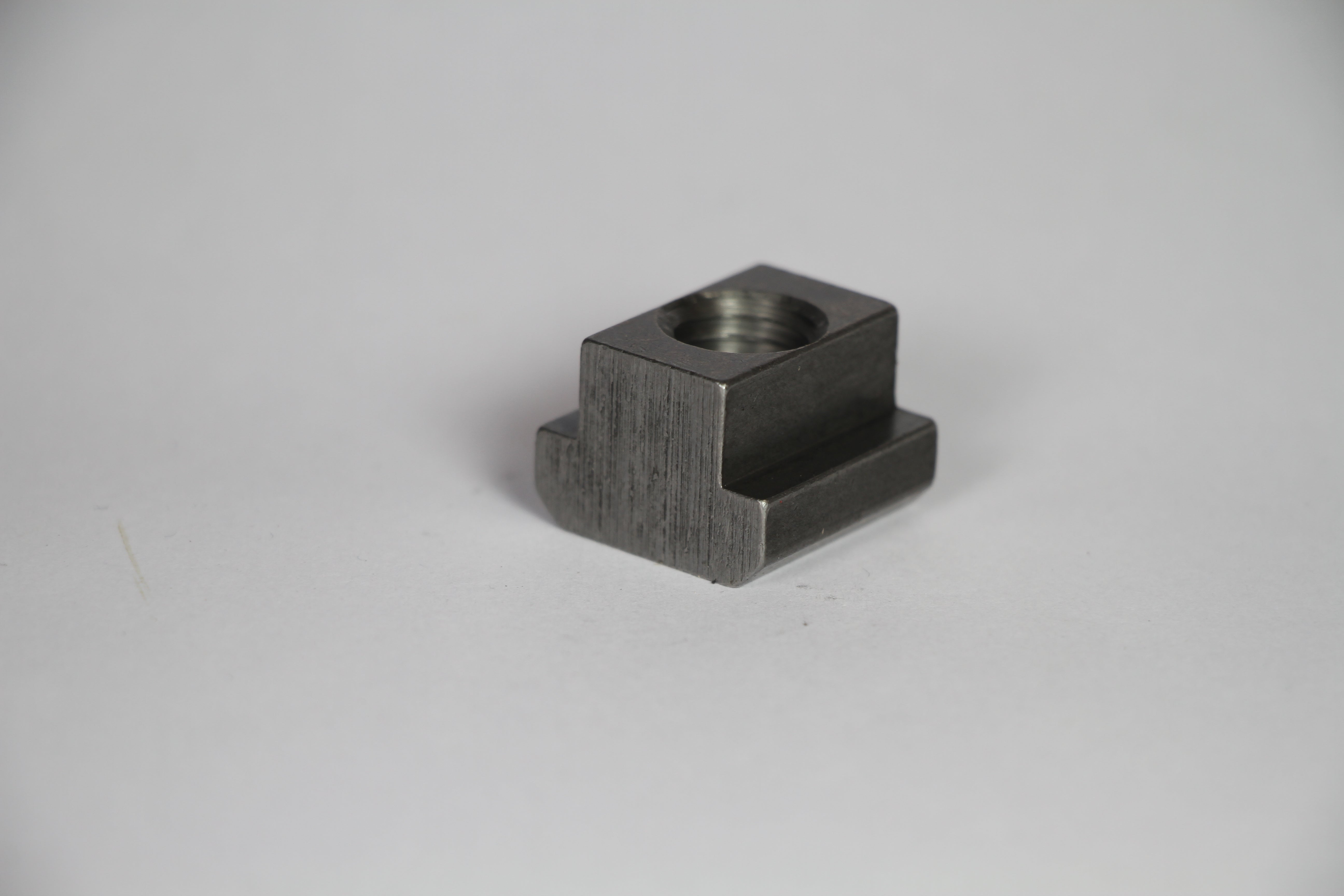 PME T-moer M12 (16MM HOOG)