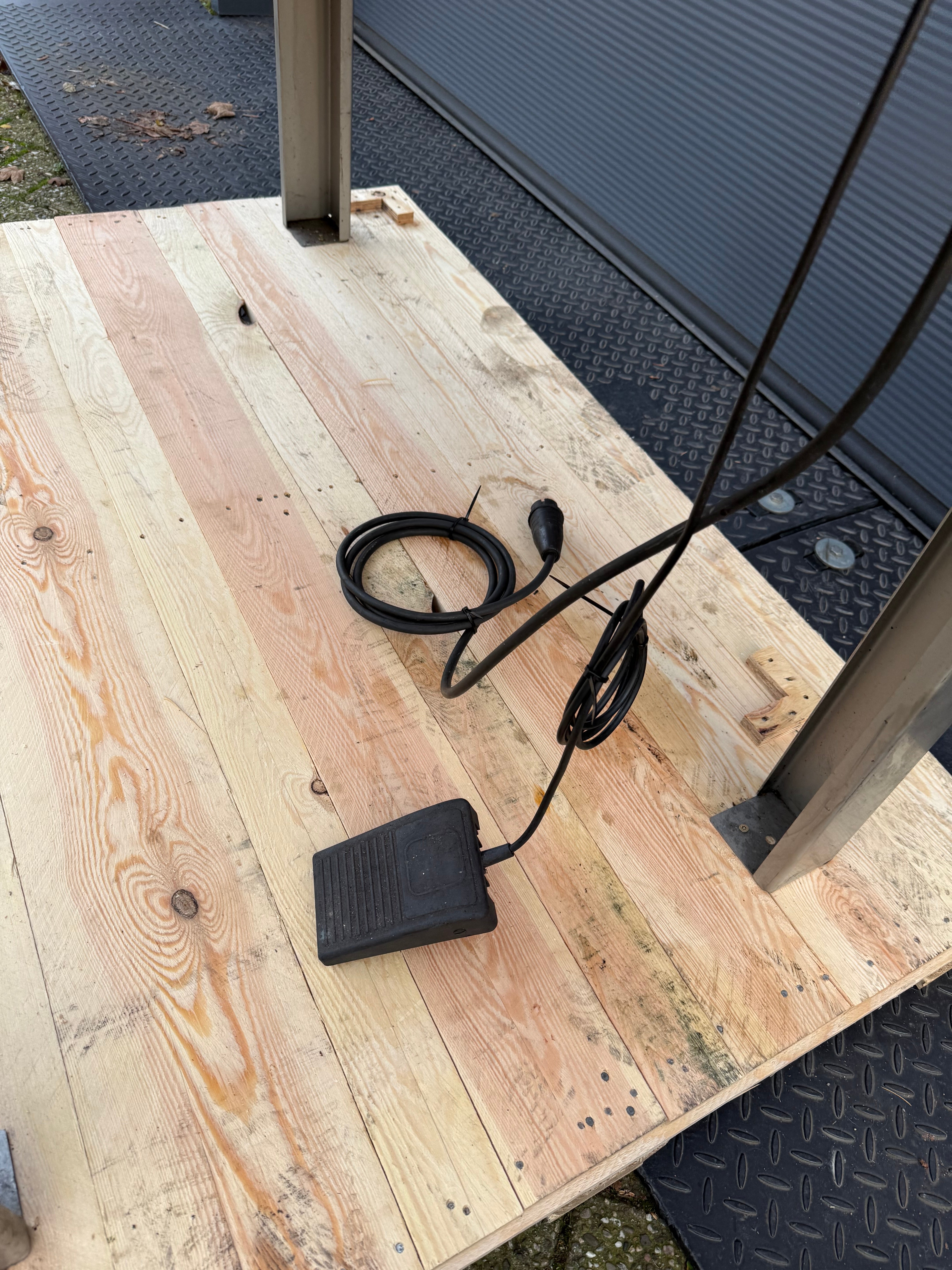 LABOREX 1240 Cleaningtable (NOS)