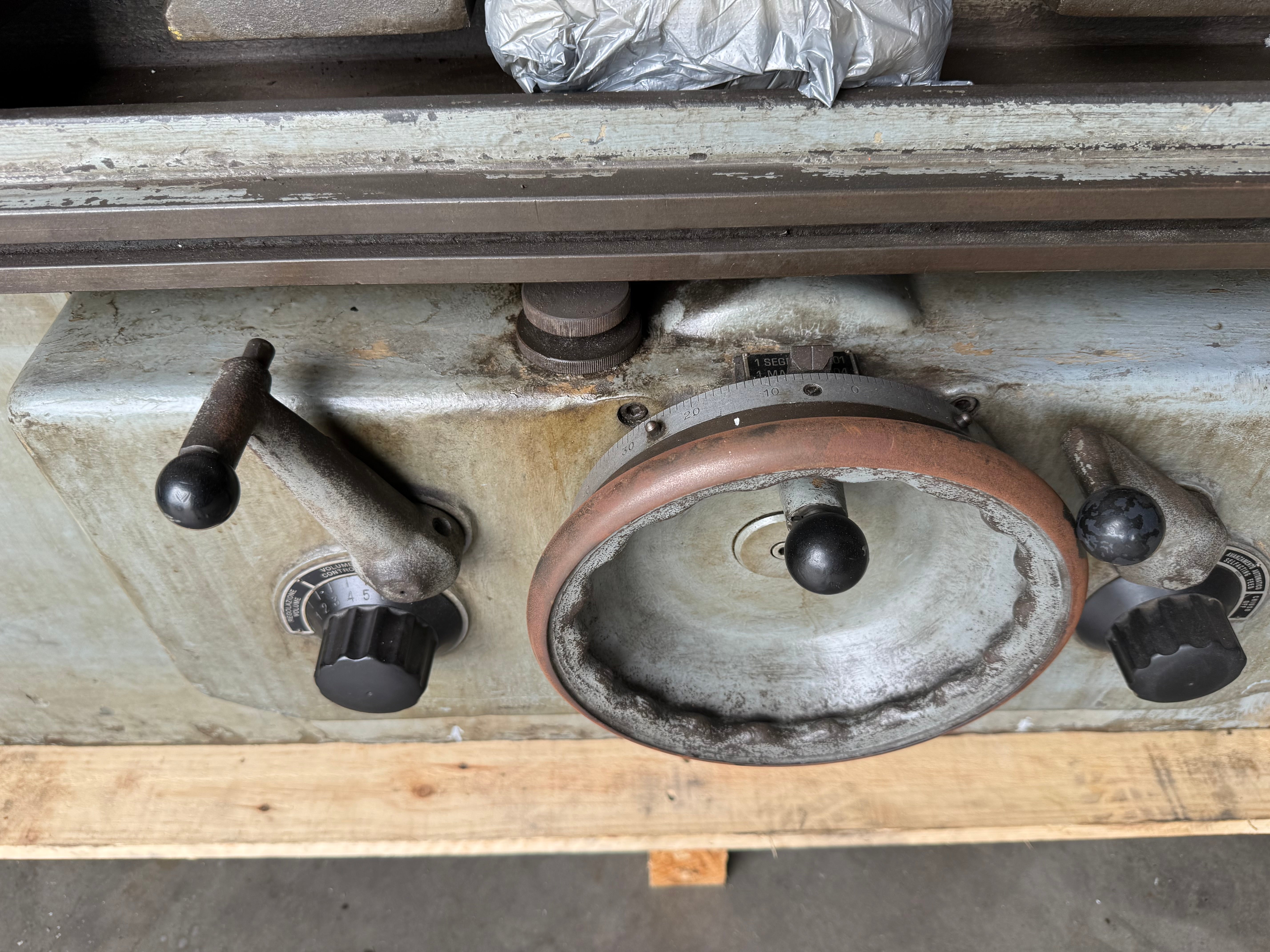 BERCO RPYSL 350B Surface grinder