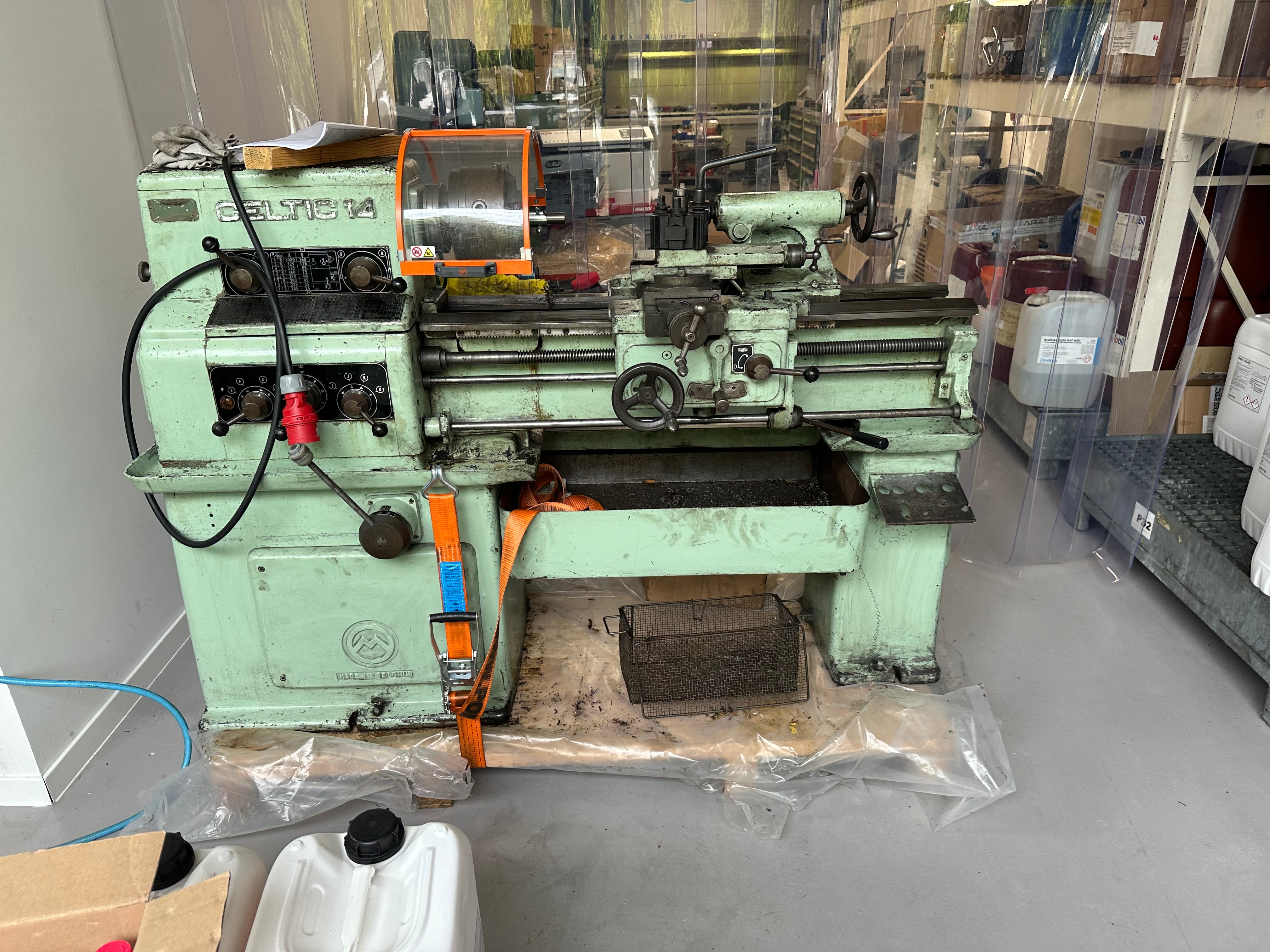 Mondial Celtic 14 Lathe