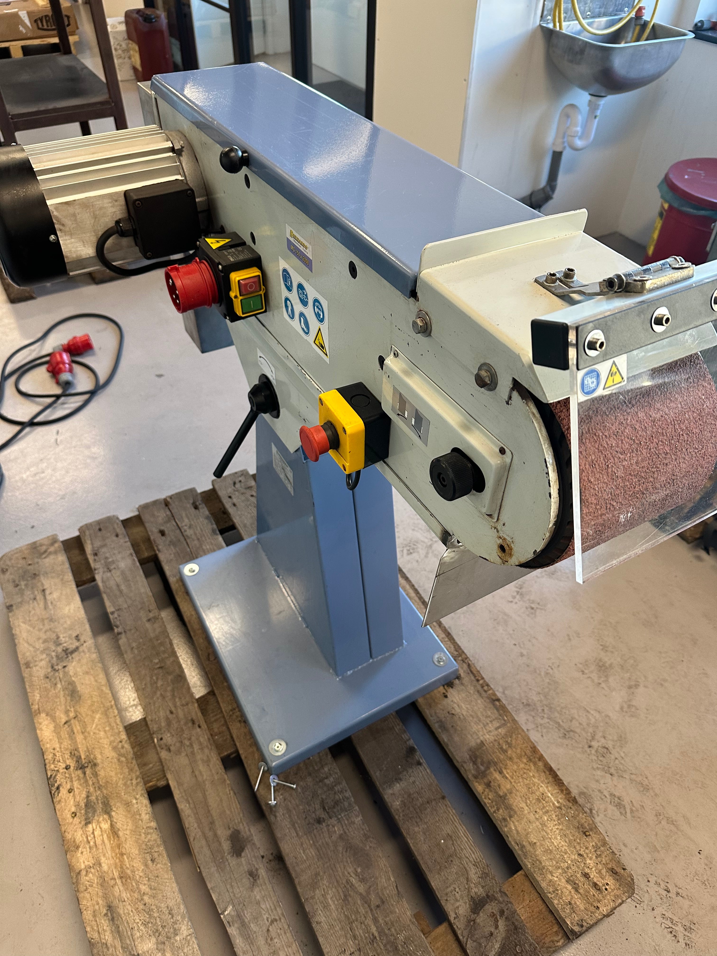 Bernardo MS 75 x2000 Belt Sanding Machine Occasion