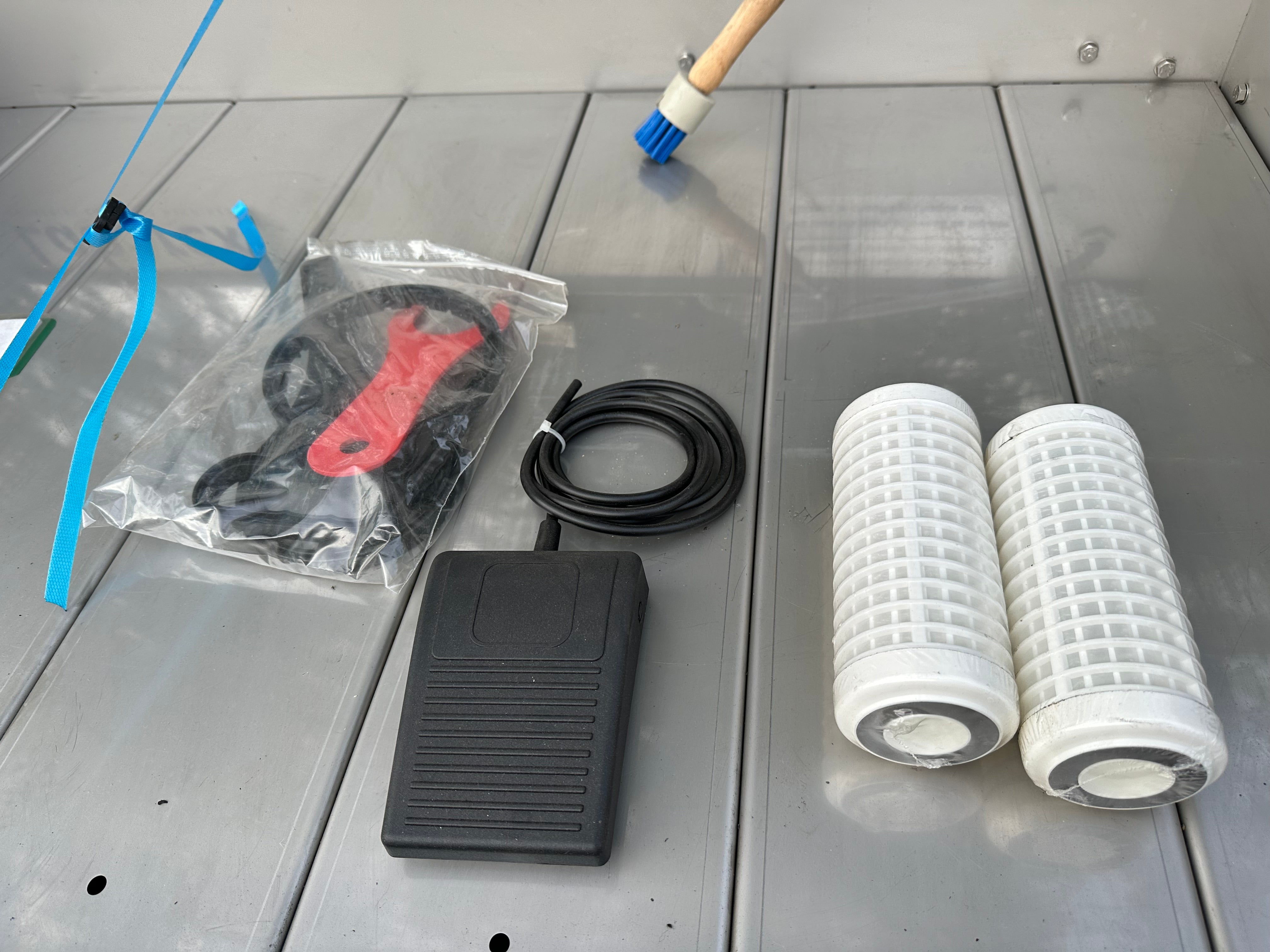 LABOREX 1240 Cleaningtable (NOS)