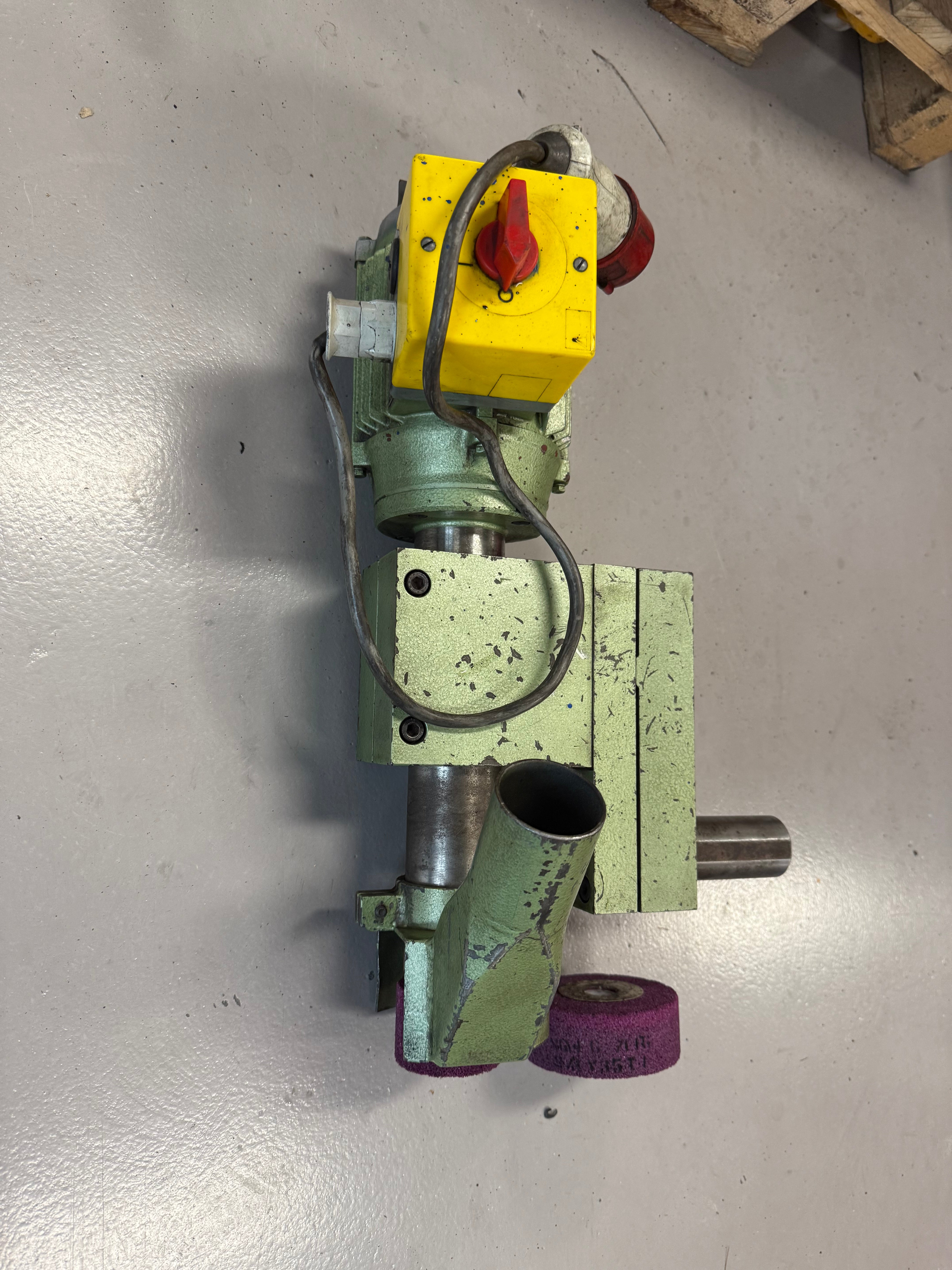 HUNGER A324/2 Brake disc & drum lathe