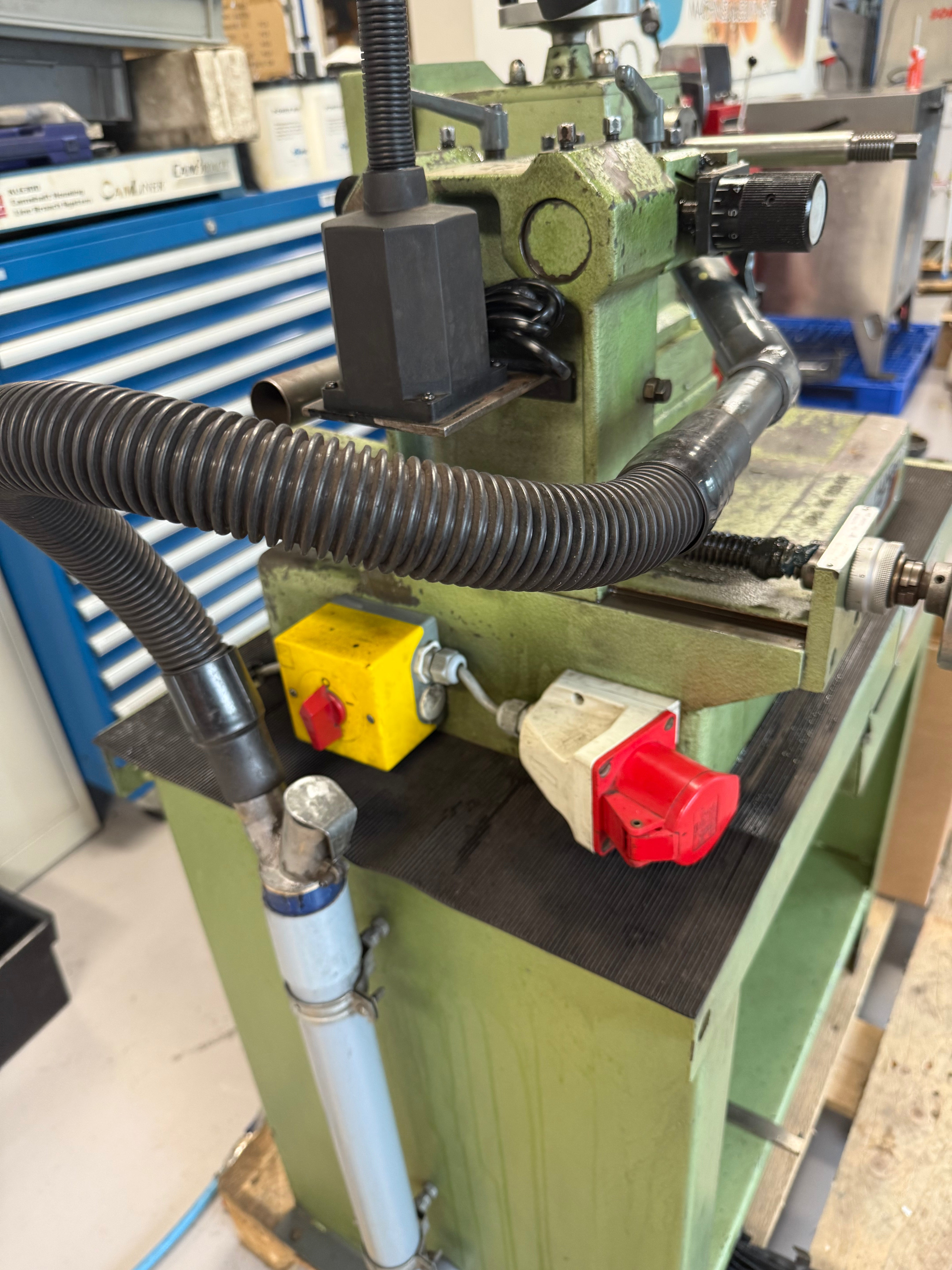 HUNGER A324/2 Brake disc & drum lathe