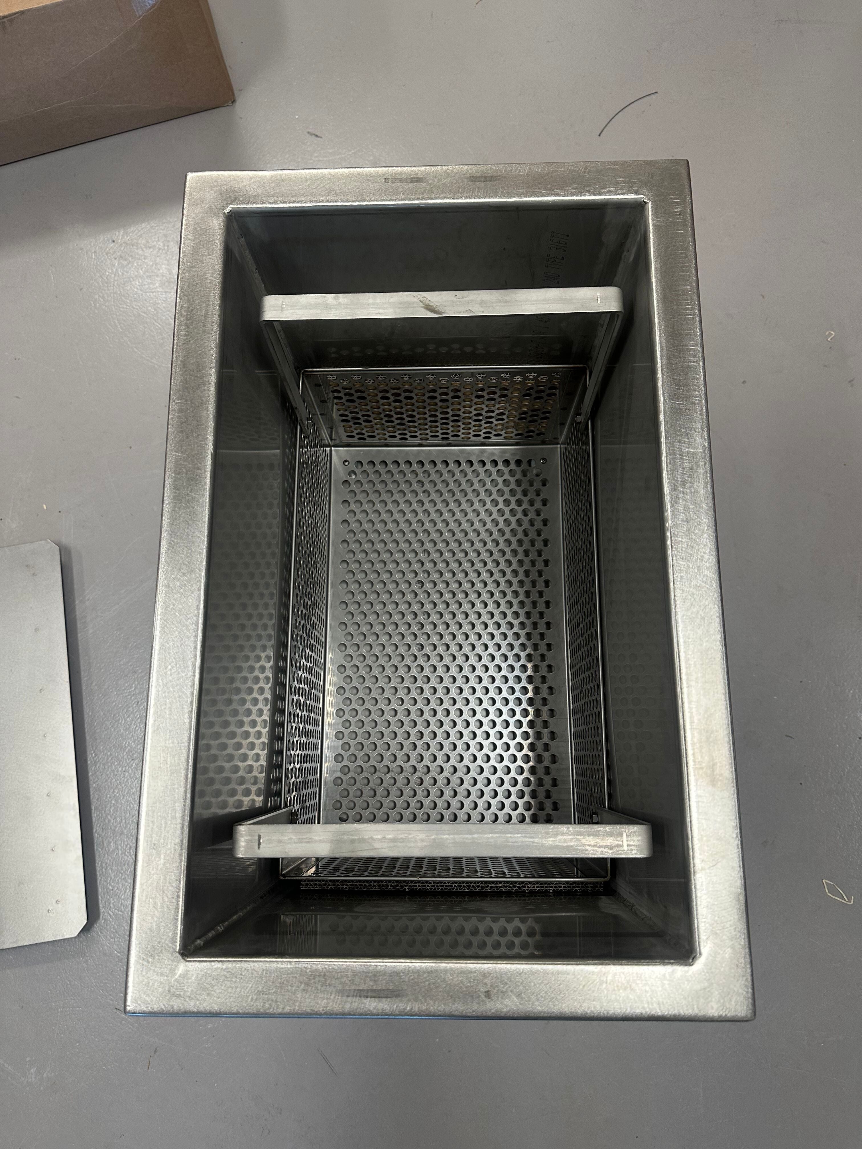 ULTRAMAR Ultrasonic Cleaning Machine (NOS)