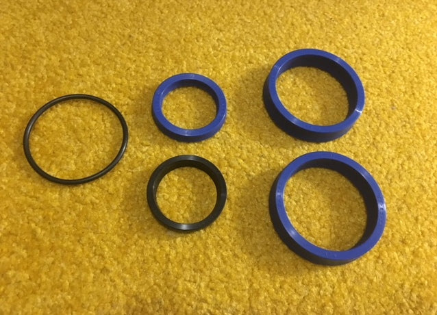 Sealset for CARMEC VGP valve guide press
