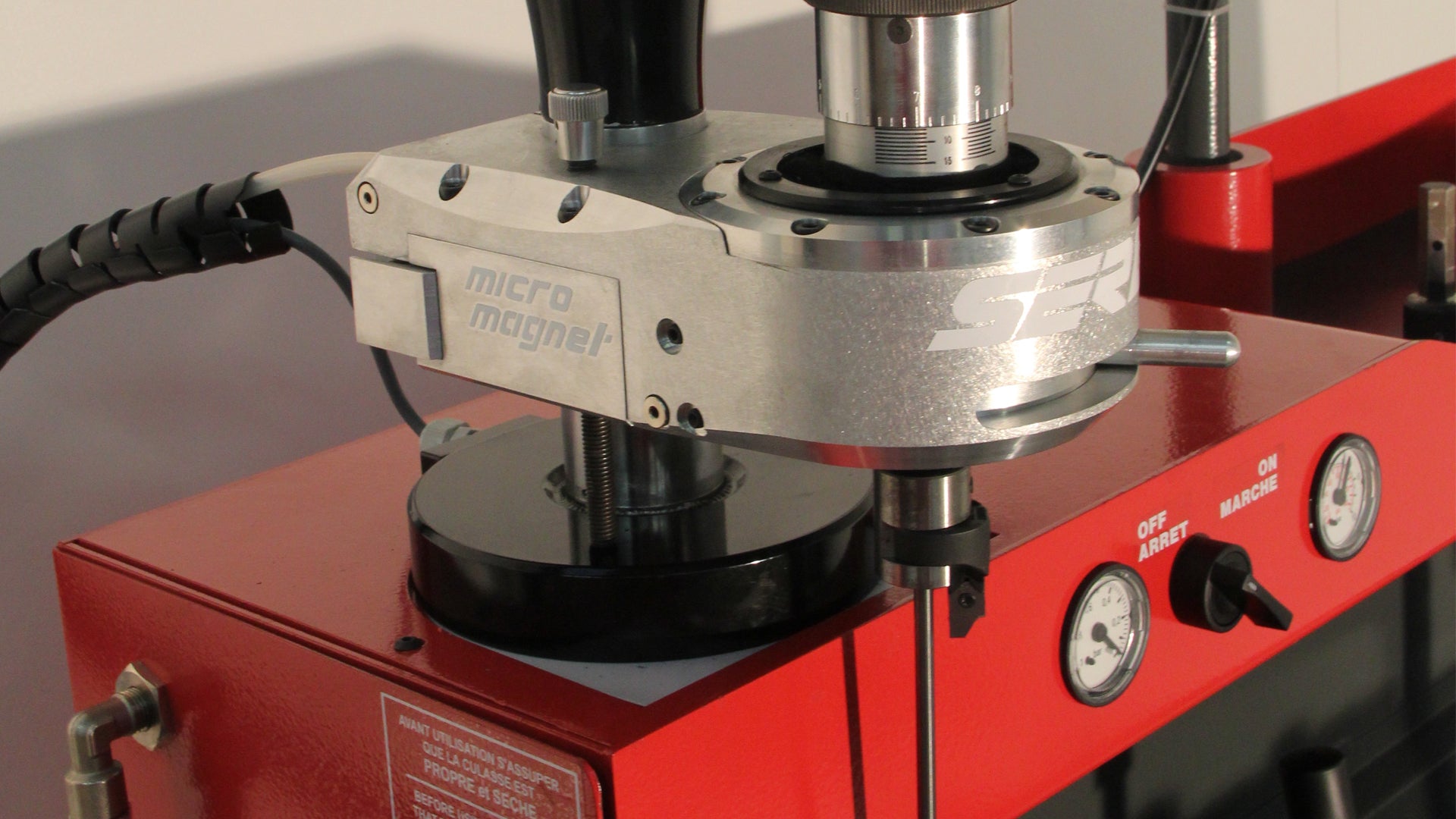 Micro Magnet