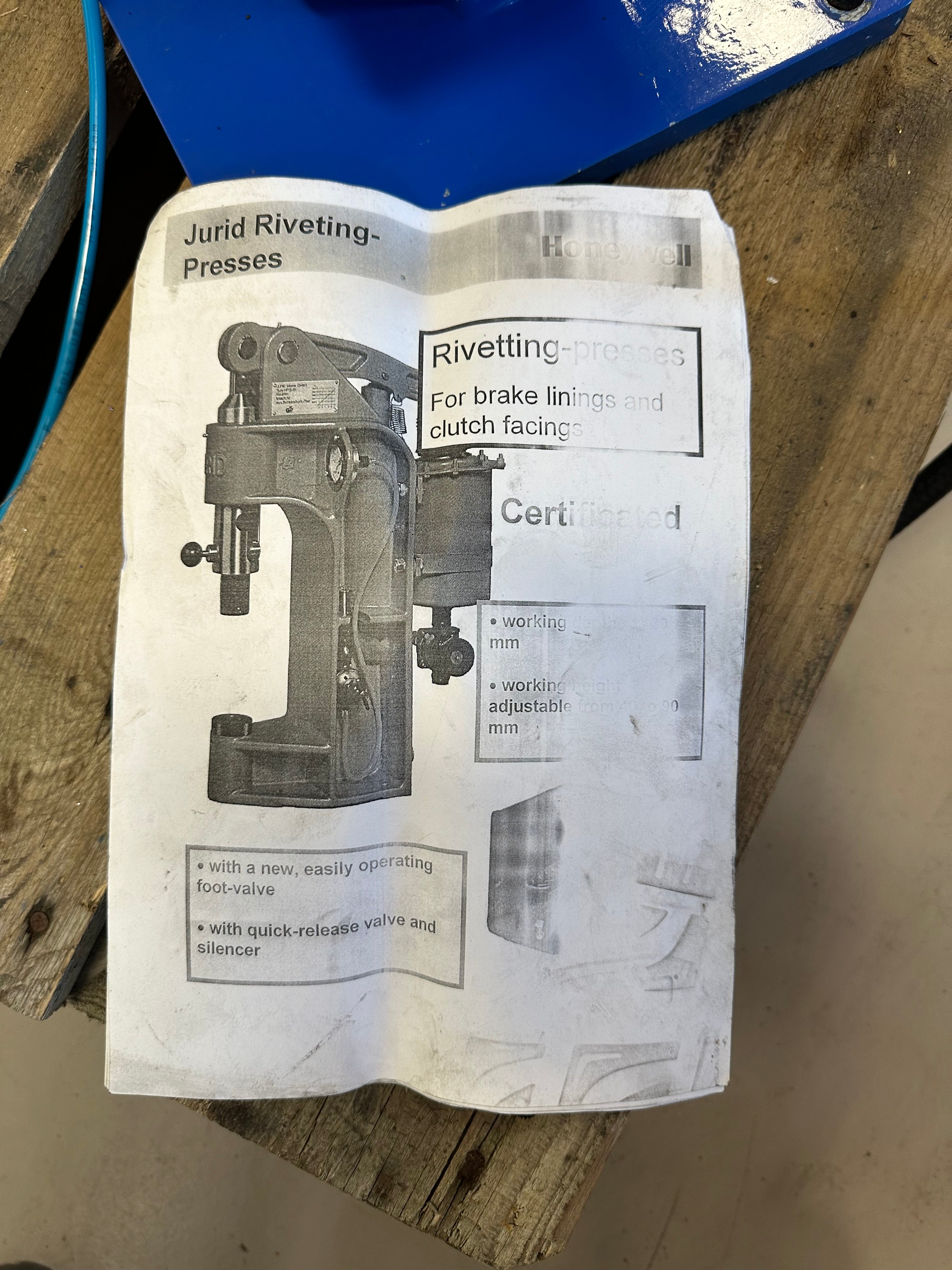 Jurid Riveting Press