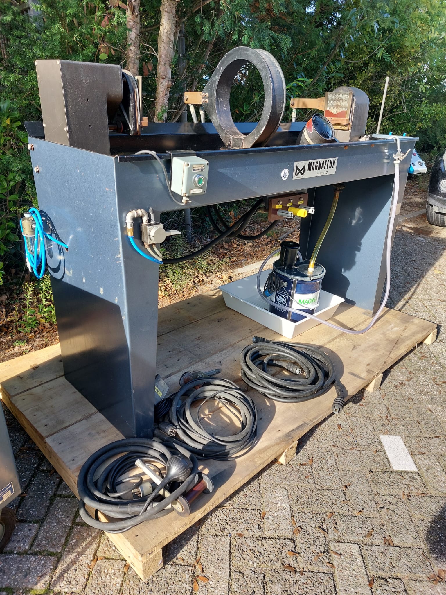 MAGNAFLUX XD-52 Crack Detection Solution