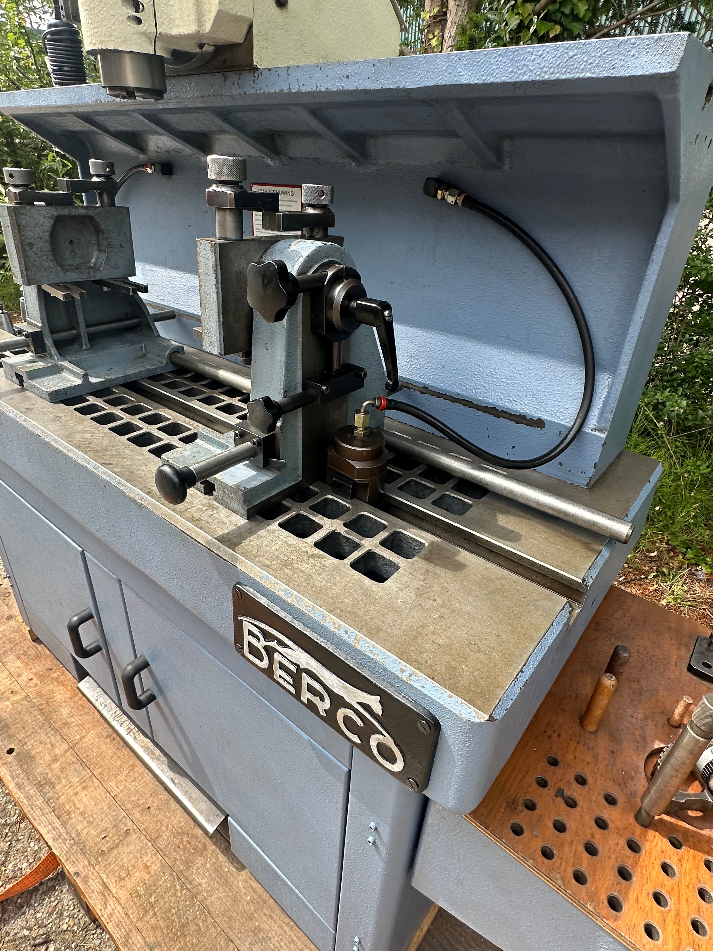 BERCO ASV/A Cylinder Head Machining Machine