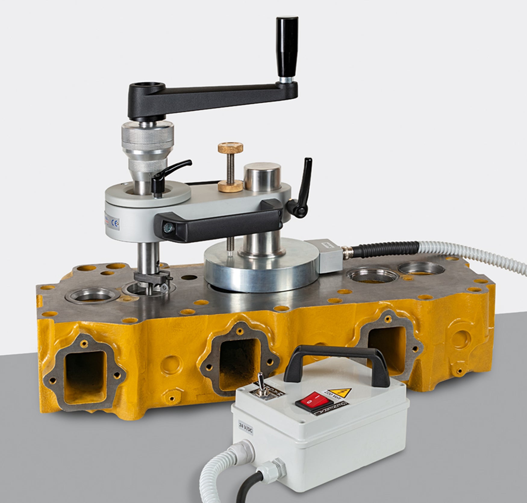 PEG Manual cuttting system for valve seats
