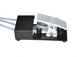 Pneumatic foot control