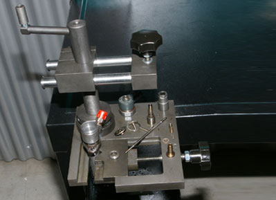 MAKTEST Common rail injector clamp