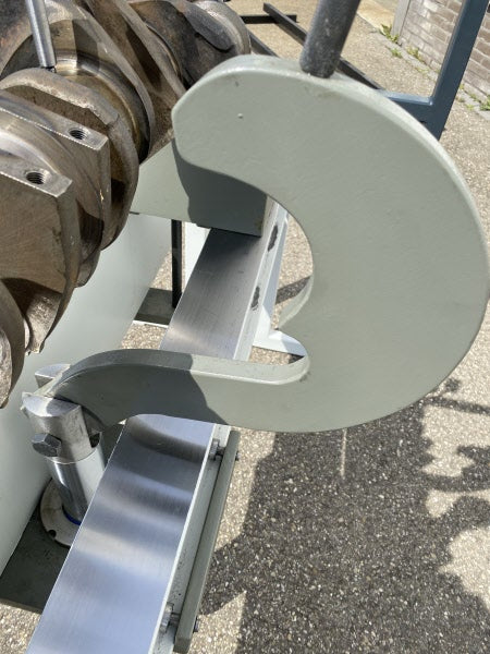 PME P100 Crankshaft Straightening Press with holder