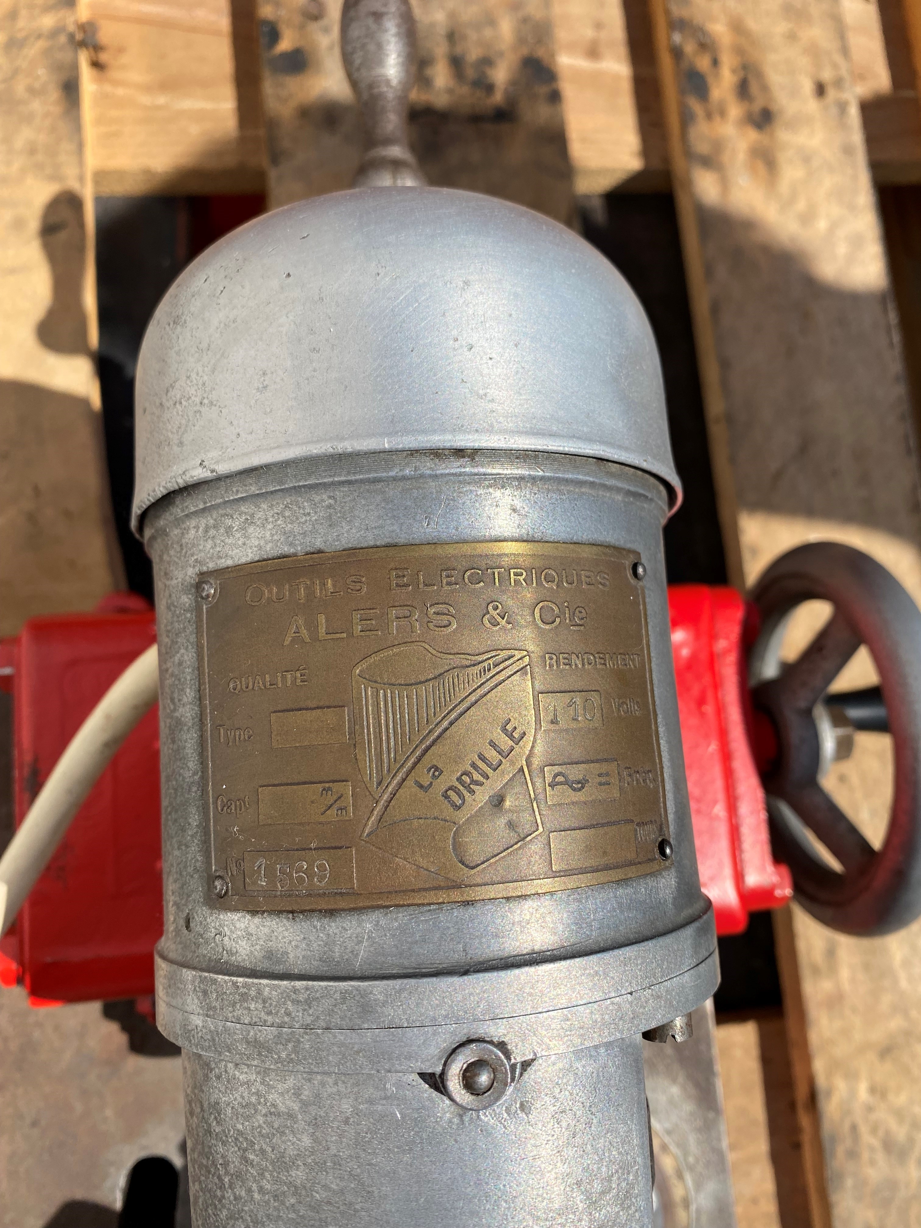 Valve refacer used (110V)