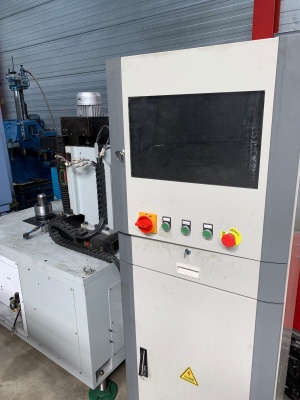 Horizontal flywheel balancing machine (used)  